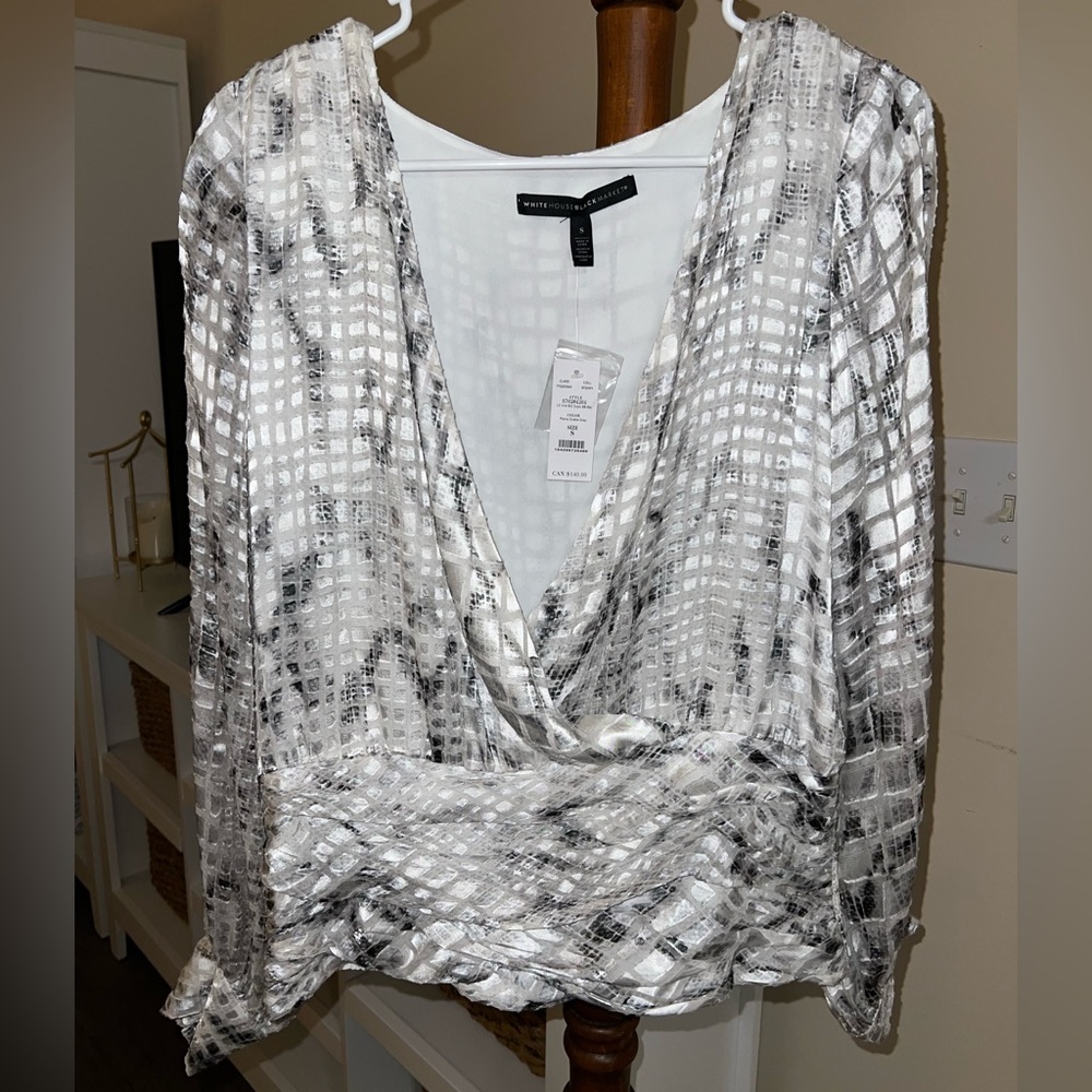 White House Black Market Black/White Blouse